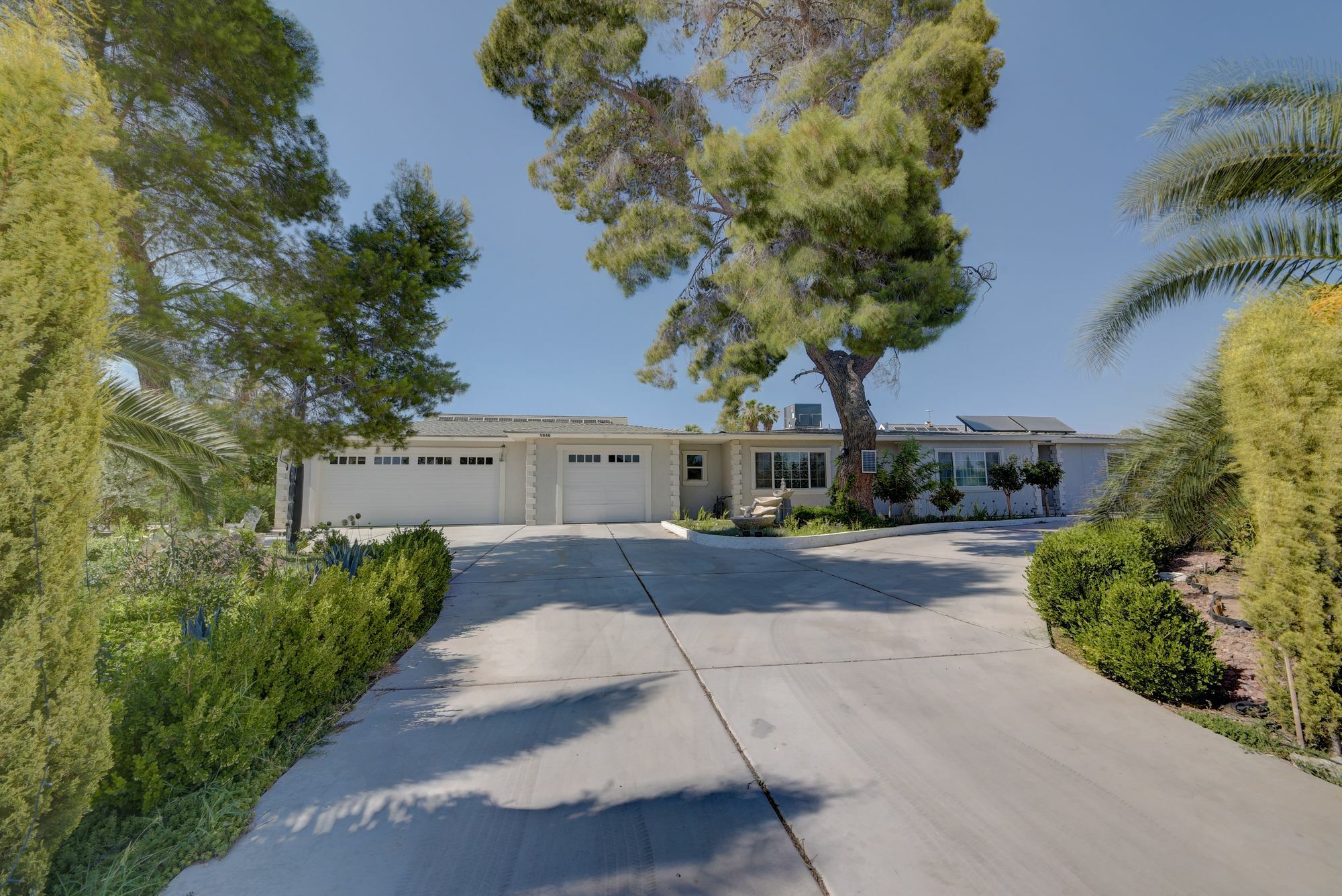 Sanctuary Pond And Pool Apartment Las Vegas Exterior photo